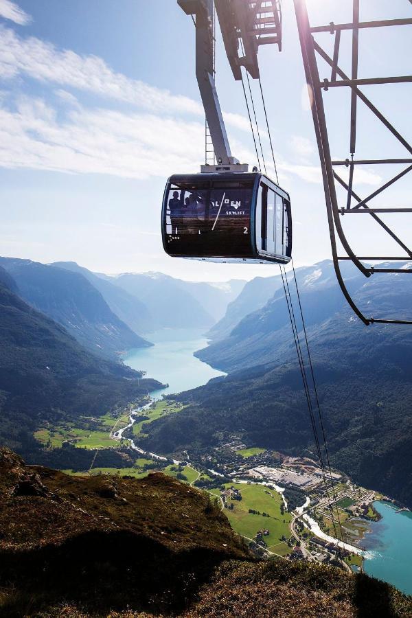 Hotel Loenfjord Loen Bagian luar foto